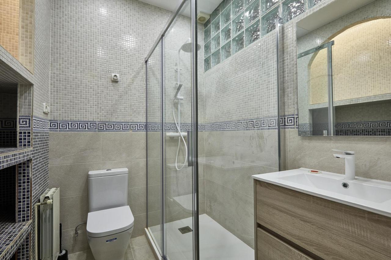 Bbarcelona Apartments Gaudi Avenue Flats Exterior photo